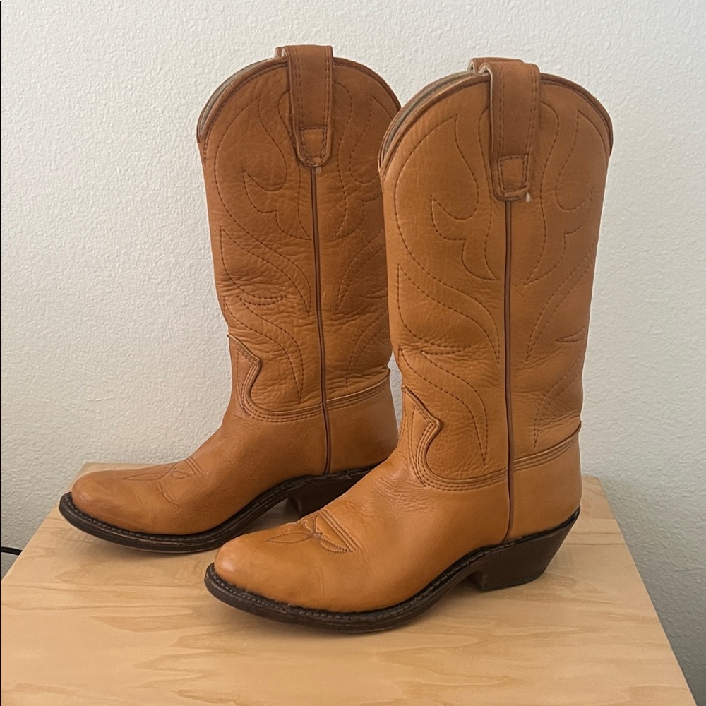 Custom Leather Tan Western Heeled Boots